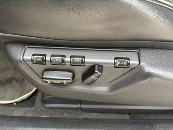 Volvo XC90 D5 136 kW | 2010, 4x4, AUT, 7míst | XENONY, TAŽNÉ - 14