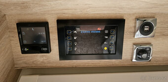 Polointegr. obytný vůz EuraMobil 696, ALDE, tažné, odp.DPH - 14