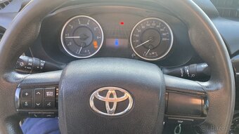 Toyota Hilux 2.4 - 14