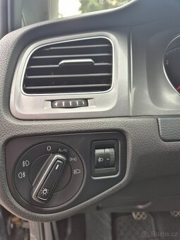 Prodám Volkswagen Golf 1.6, 77kw, r.v. 2013, STK do 4/2026 - 14