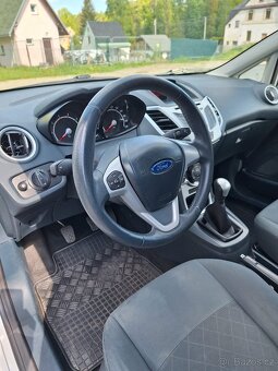 Ford Fiesta 1242 cm,  60 kw, 2012 benzím - 14