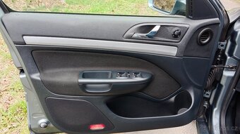Škoda Octavia II-2 Kombi 2.0TDi 81kW,3/2013,SERV.KNIHA,KLIMA - 14
