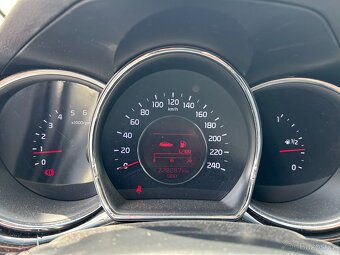 Kia Ceed 1.6 CRDI kombi - 14
