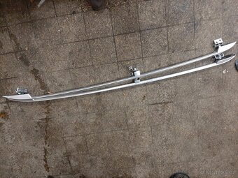 VW Touran facelift - přední  nárazník, přední kapota - 14