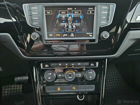VW TOURAN HIGHLINE 2,0TDI 140kW DSG 2016 KŮŽE + LED ČR - DPH - 14