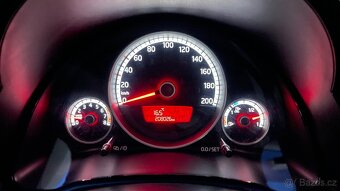 VW UP 1.0 ECOFUEL CNG NAVIGACE - 14