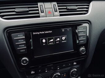 ŠKODA OCTAVIA COMBI III 2.0TDI 110KW DSG STYLE 2016 - 14