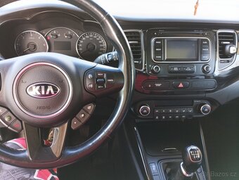Kia Carens 7 MÍST - 14