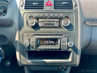 VW Touran 2.0 TDI 103 kW 7 míst,Nezá.Topení - 14