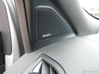 Prodám Ford KUGA ST-LINE 2.0 TDCi 110kW 4X4 - 14