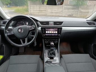 Škoda Superb 1.6 TDI - 14