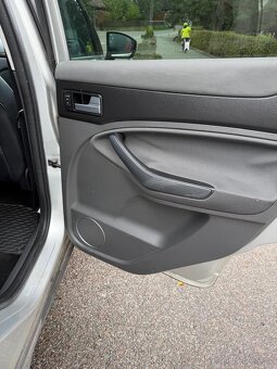 Ford kuga 4x4 2.0 TDCi 100kw manuální převodovka - 14
