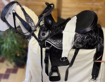 Westernový sedlový komplet 15) černé Floral - 14