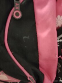 Růžovo černý batoh značky OXY - 14