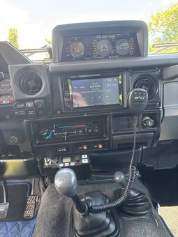 Toyota Land Cruiser 73 3,0TD - 14