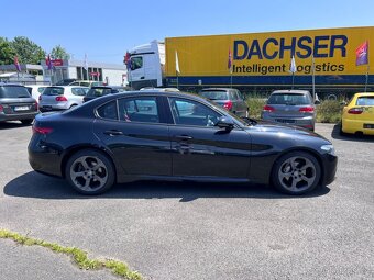 Alfa Romeo Giulia - 14
