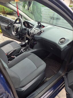 Ford Fiesta 1,2 rok 2009 - 14