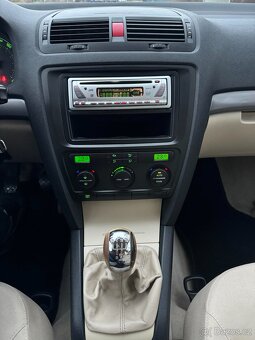 Škoda Octavia Combi ELEGANCE 1.9TDI - 14