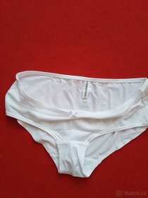 nové kalhotky-nemají využití,košilka Triumph - 14