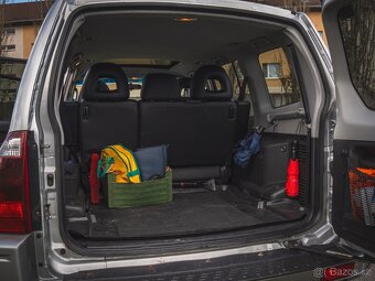 Mitsubishi Pajero 3,2 AUT 4x4 TOP STAV - 14