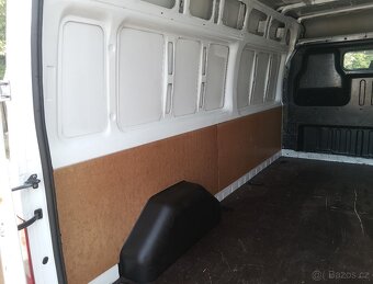 Prodám Ford transit L3H2 najeto 179.000km - 14