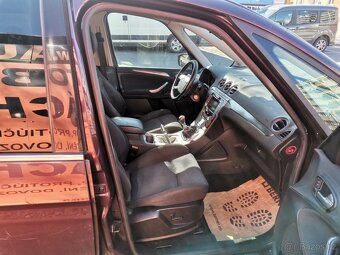 Ford Galaxy 2.2TDCi 129kw Ghia 7míst TZ - 14