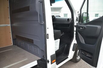Mercedes-Benz Sprinter 317 CDI XL výbava 22.000 km - 14