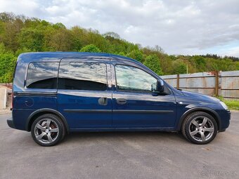 Opel Combo C 1.4 16v 5 míst k sezení 2006 - 14