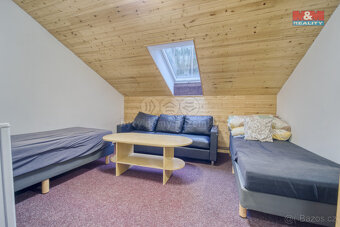 Prodej hotelu, penzionu, 272 m², Jesenice, ul. U Vel rybníka - 14