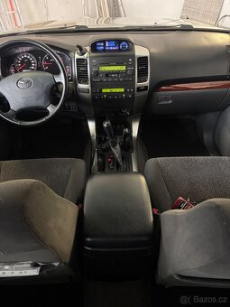 Toyota Land Cruiser - 14