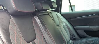 Škoda Octavia IV RS  DSG  2.0TDI 147Kw 2023 - 14