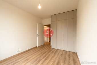 Pronájem nadstandardního bytu 4kk, s terasou 142,38m² v rezi - 14