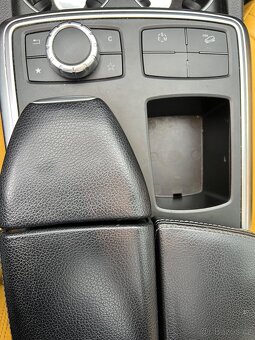 Mercedes-Benz ML - 14