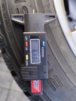 Sadu zimních kol Nokian 215/65R17,5x112 - 14