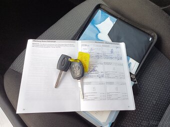 FORD MONDEO 1.6i benzín-92KW - 14