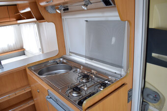 KARAVAN BEYERLAND SPRINTER LITE 440 -EL.POJEZD, BOJLER, STAN - 14