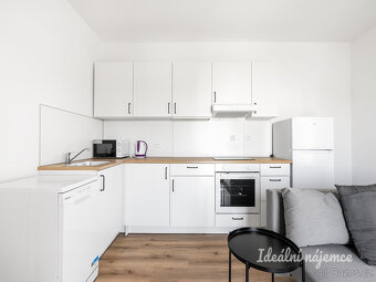 Pronájem bytu 2+kk, Za černým mostem, Kyje, 21000 Kč/měs, 37 - 14