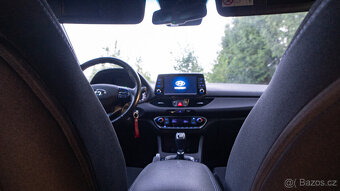 Hyundai i30 Kombi 1.4 T-GDI (140 koní) - manual - 14