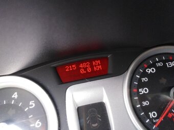 RENAULT CLIO 1,2-16V  III., BENZIN 55 KW RV 2006 ZA 35000 KČ - 14