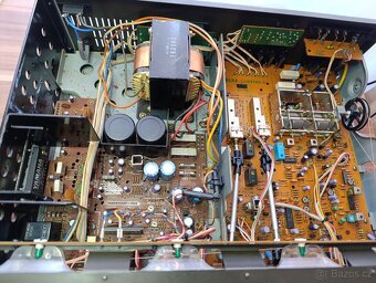 HI-FI komponenty na opravu nebo díly - 14