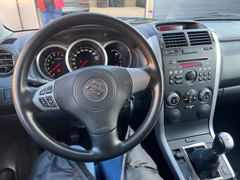 Suzuki Grand Vitara 1,6 VX 4x4 - 14