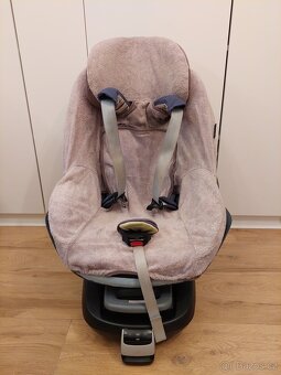 Maxi Cosi set: 2x autosedačka (0-13 kg a 9-18 kg) + základna - 14