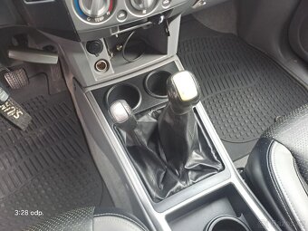 FORD RANGER 2.5TDCi 4x4, r.10 185000km, TAŽNÉ, VELMI SOLIDNÍ - 14