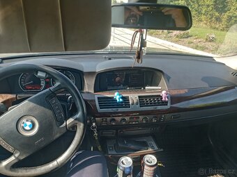 BMW 730 3.0D 160 kW Automat Rok 2004 - 14