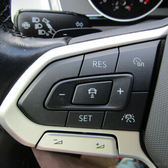Volkswagen Passat B8 2,0TDi 110kw, FULL LED, 2021, DSG - 14