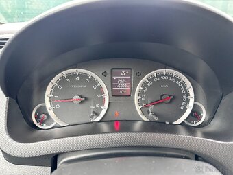 Suzuki Swift 1.2 69kW 2012 115383km VVT 4x4 1.majitel - 14