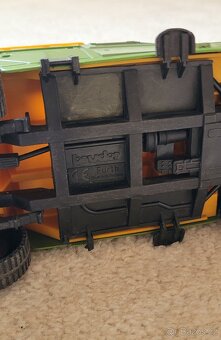 Bruder auto Land Rover - 14