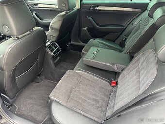 ŠKODA SUPERB COMBI 2.0 TDI STYLE - 14