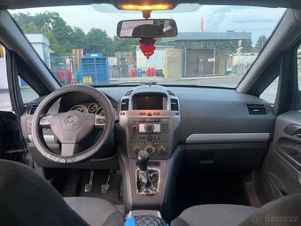 Opel Zafira B 1.9 TDI - STK 6/2027 - 7 místné - 14