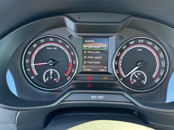 Škoda Octavia Combi RS SUPER VÝBAVA Motor: 2.0 TDi 135kW - 14